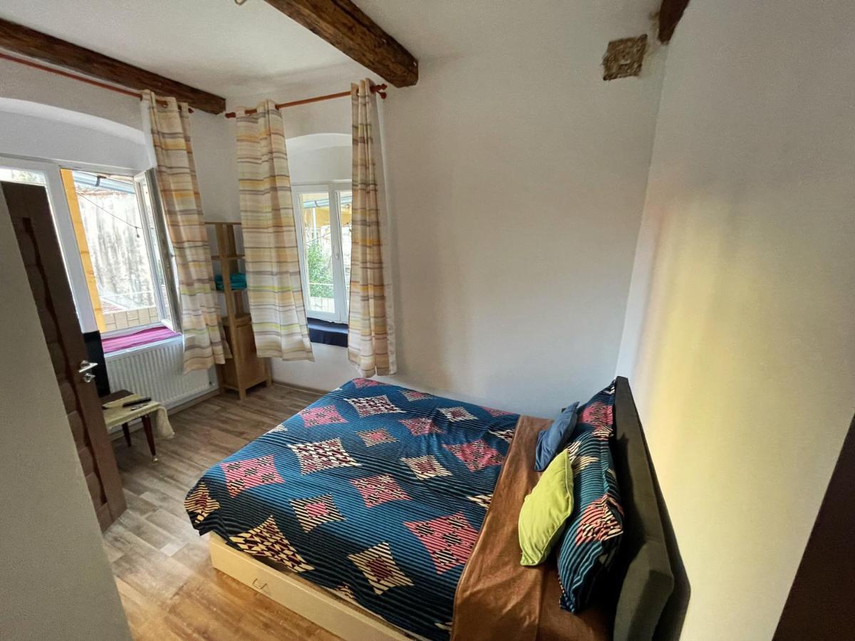 Vadim'S Guesthouse Sibiu Exterior photo